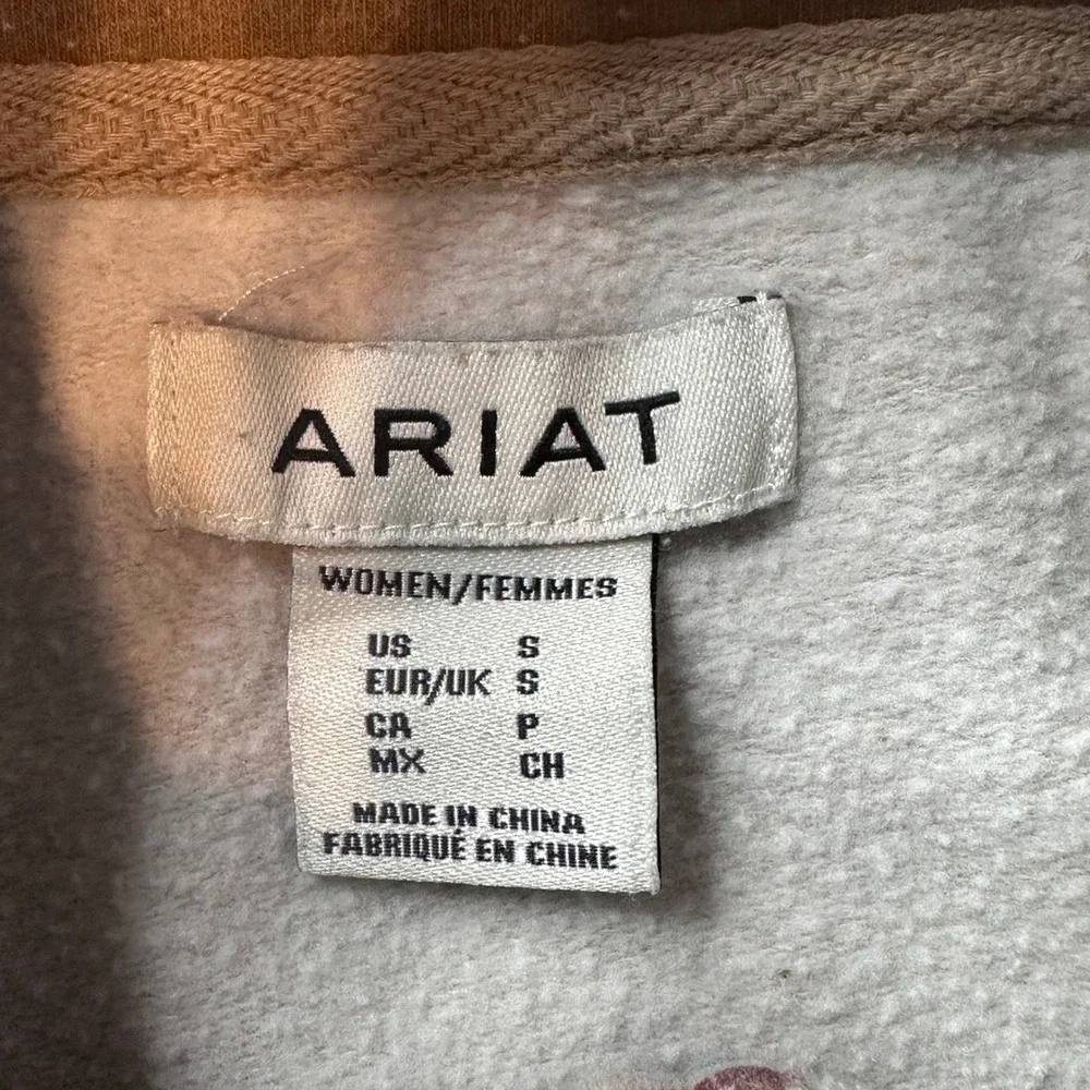 Ariat Sweatshirt Women Small Multi-Color Aztec Southwestern 1/4 Button Pullover‎